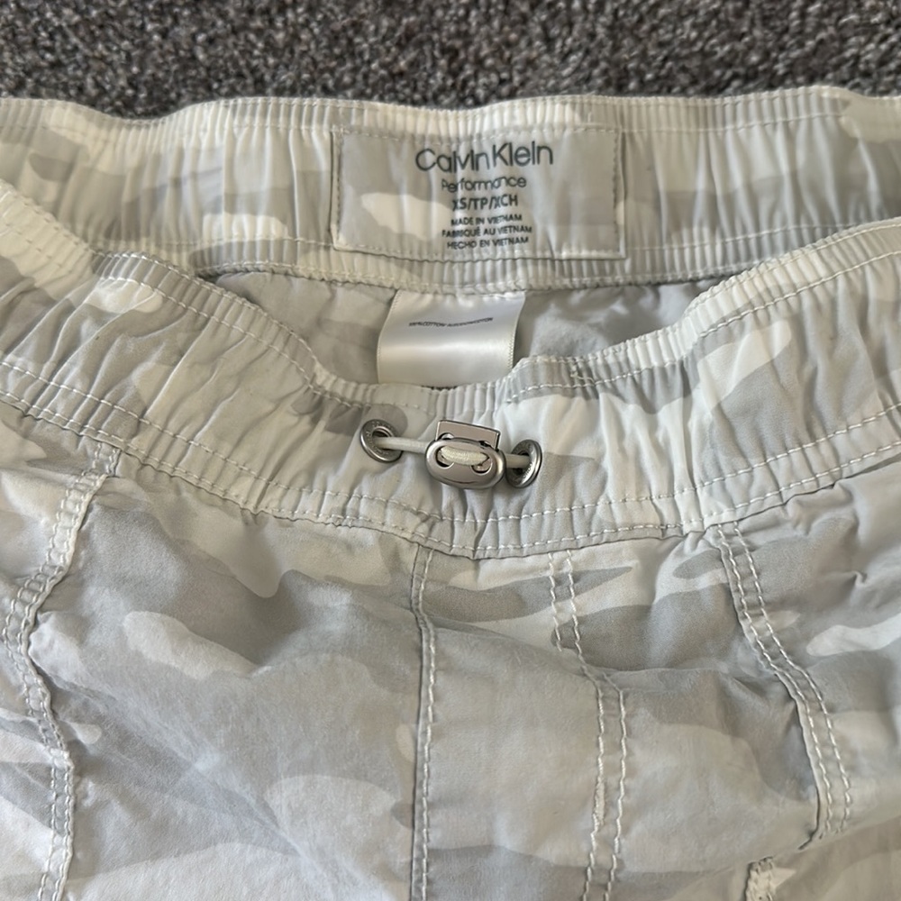Capris pants - Picture 4 of 4